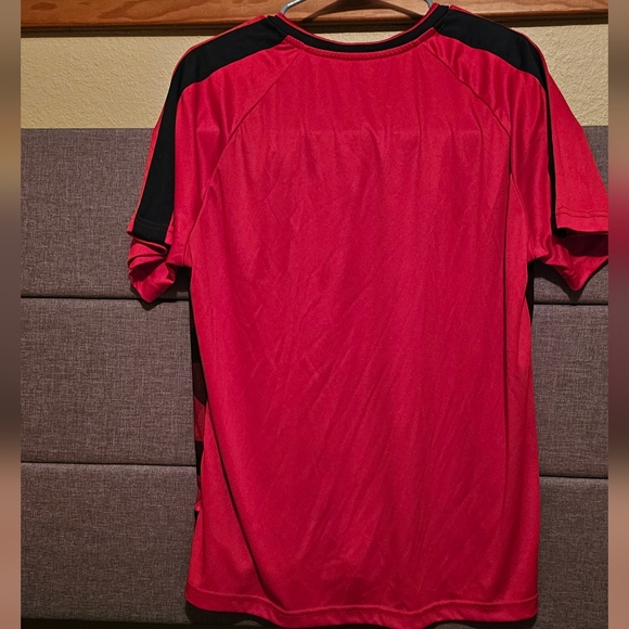 Men's Bayern Munich Shirt L Lrg NWOT - Picture 3 of 3